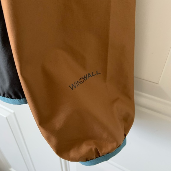 The North Face jacket - Picture 4 of 4